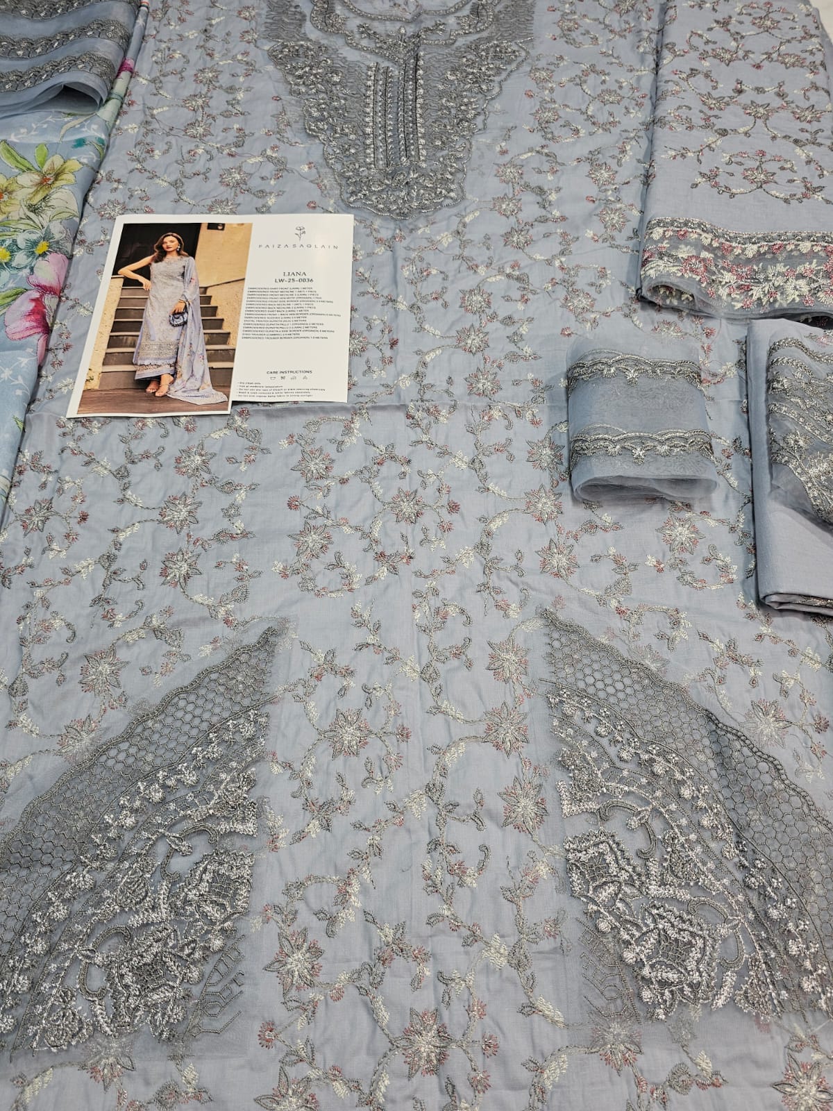 Faiza saqlain Luxury Lawn 2025 Hit Code