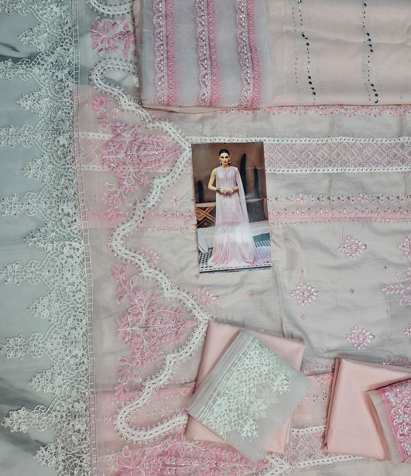 MariaB Luxury lawn 2025 Hit Code 11-A