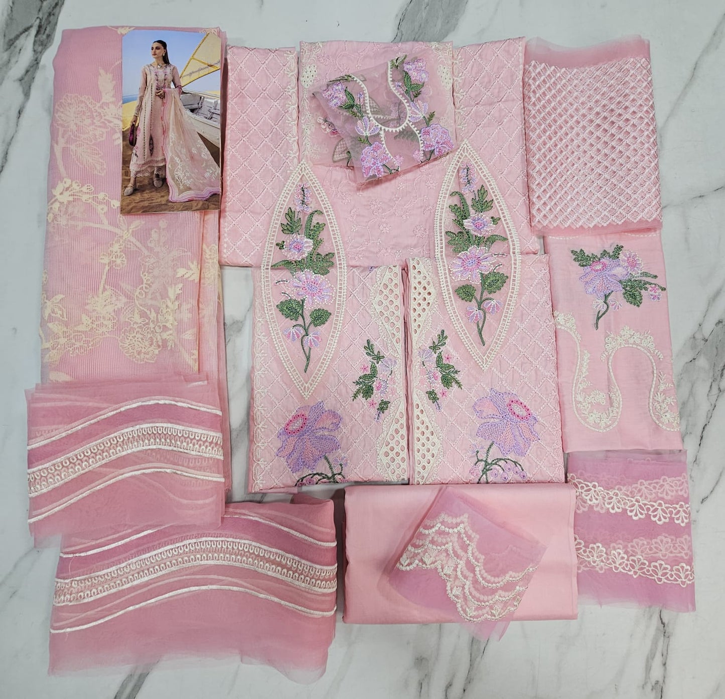 Crimson Luxury lawn 2025 Hit Code 2B