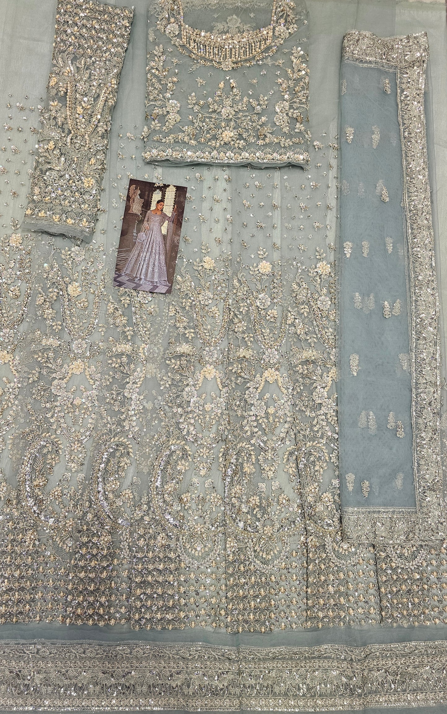 Faiza Saqlain Bridal Couture Beautiful Maxi π