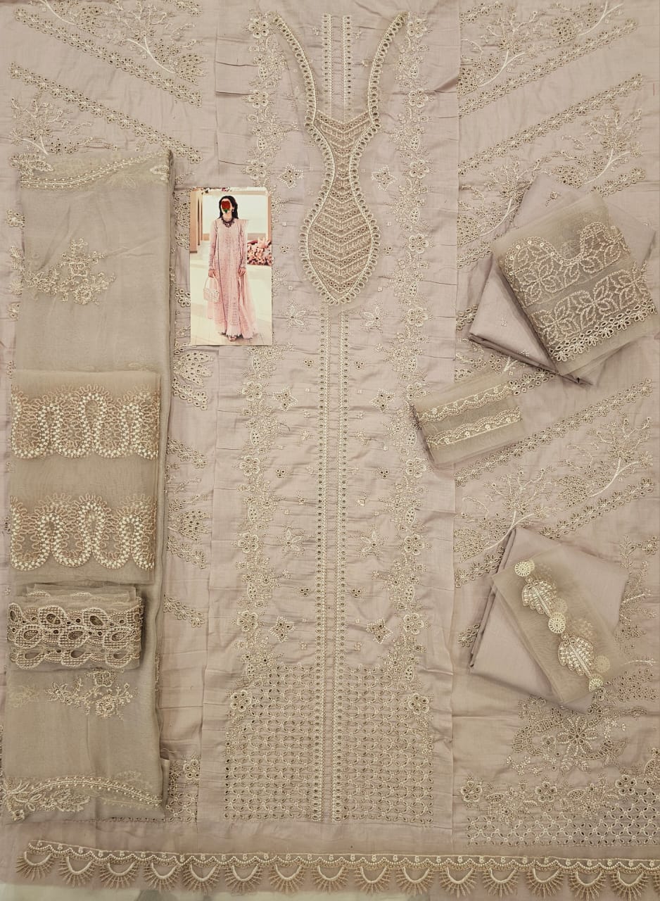 Qalamkar Luxury Lawn 2025