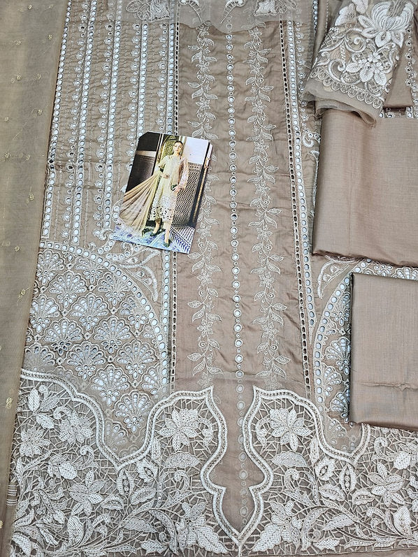 Mariab Luxury Lawn 2025 Hit Code 2-A