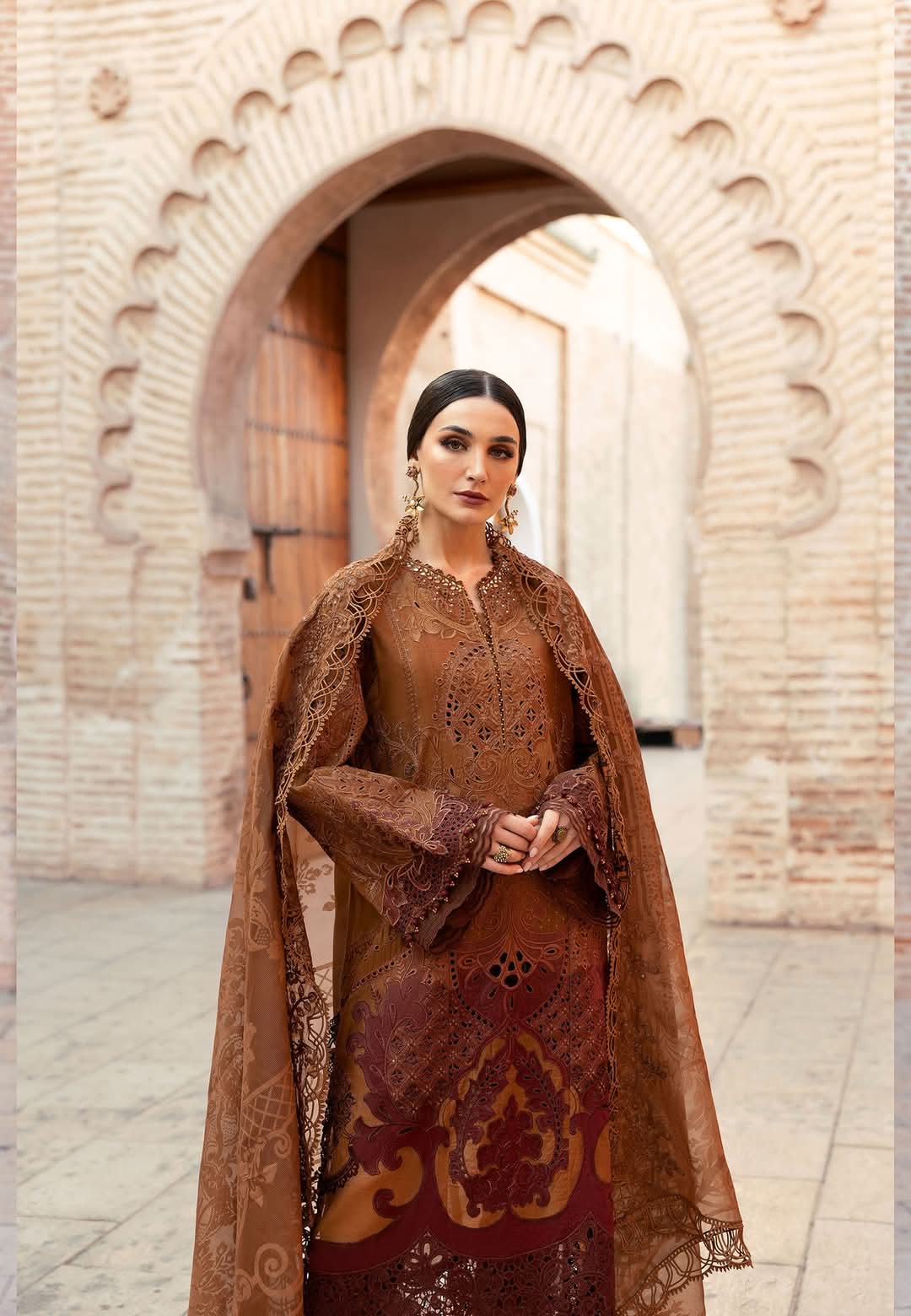 MariaB Luxury Lawn 2025 Hit Code 1B