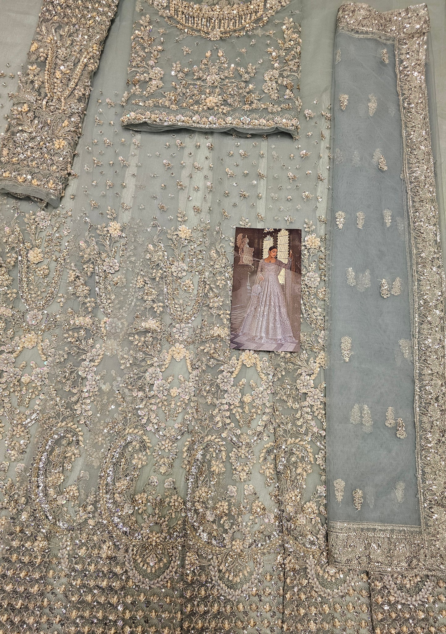 Faiza Saqlain Bridal Couture Beautiful Maxi π