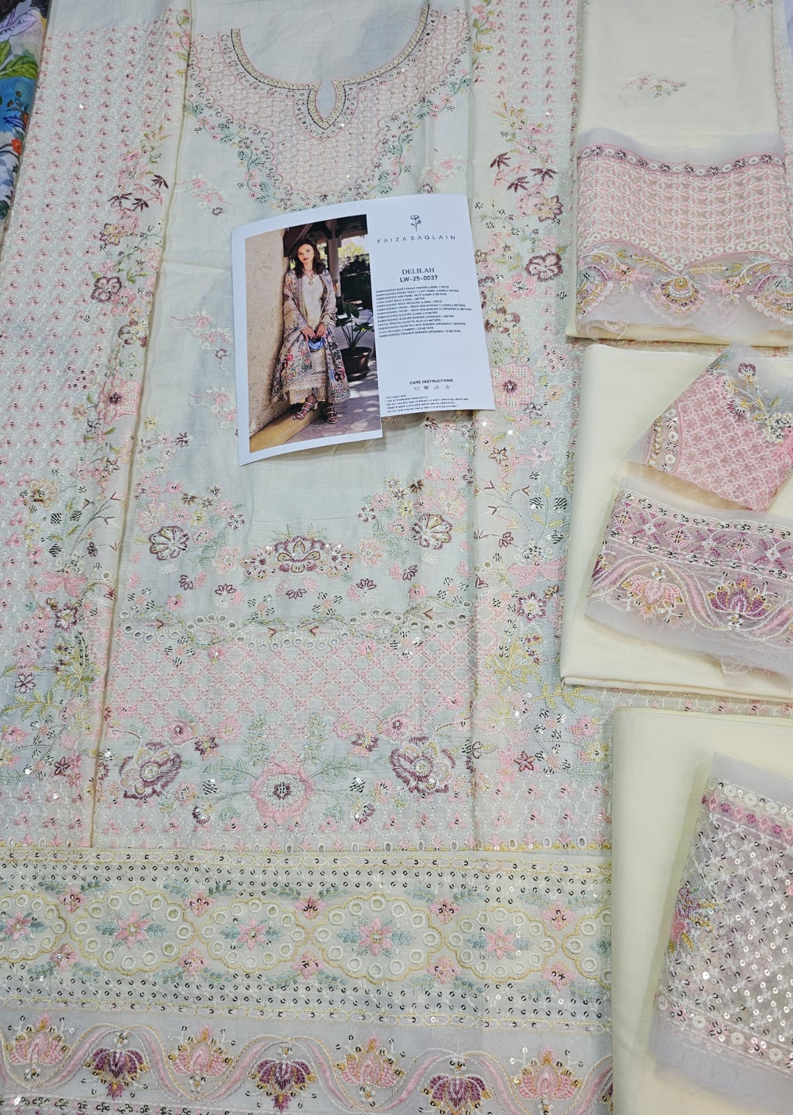 Faiza saqlain Luxury Lawn 2025 Hit Code