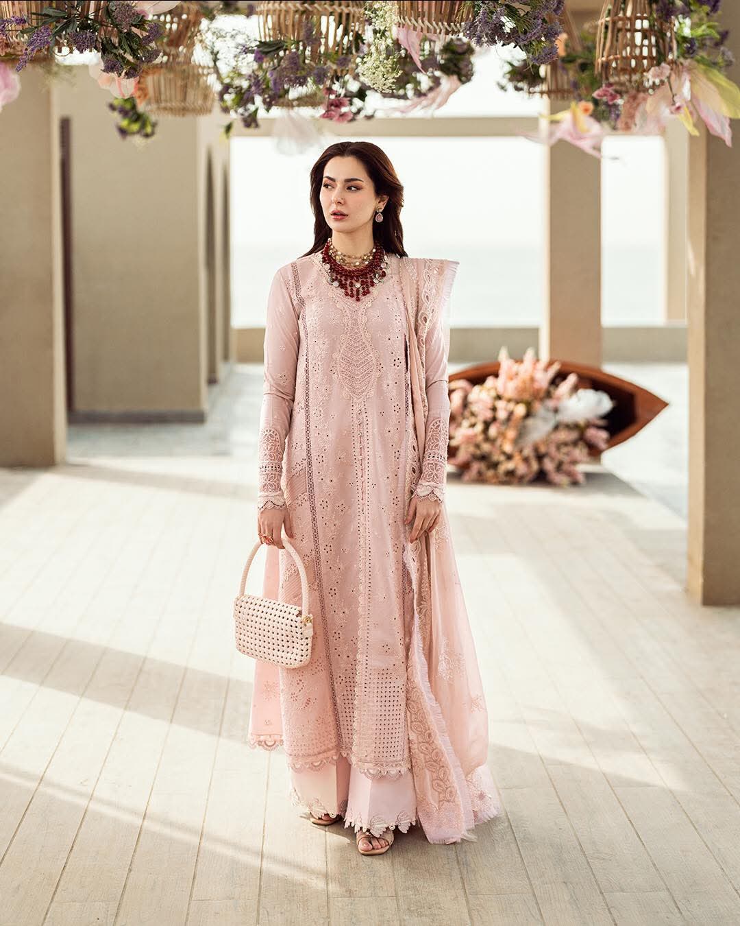Qalamkar Luxury Lawn 2025