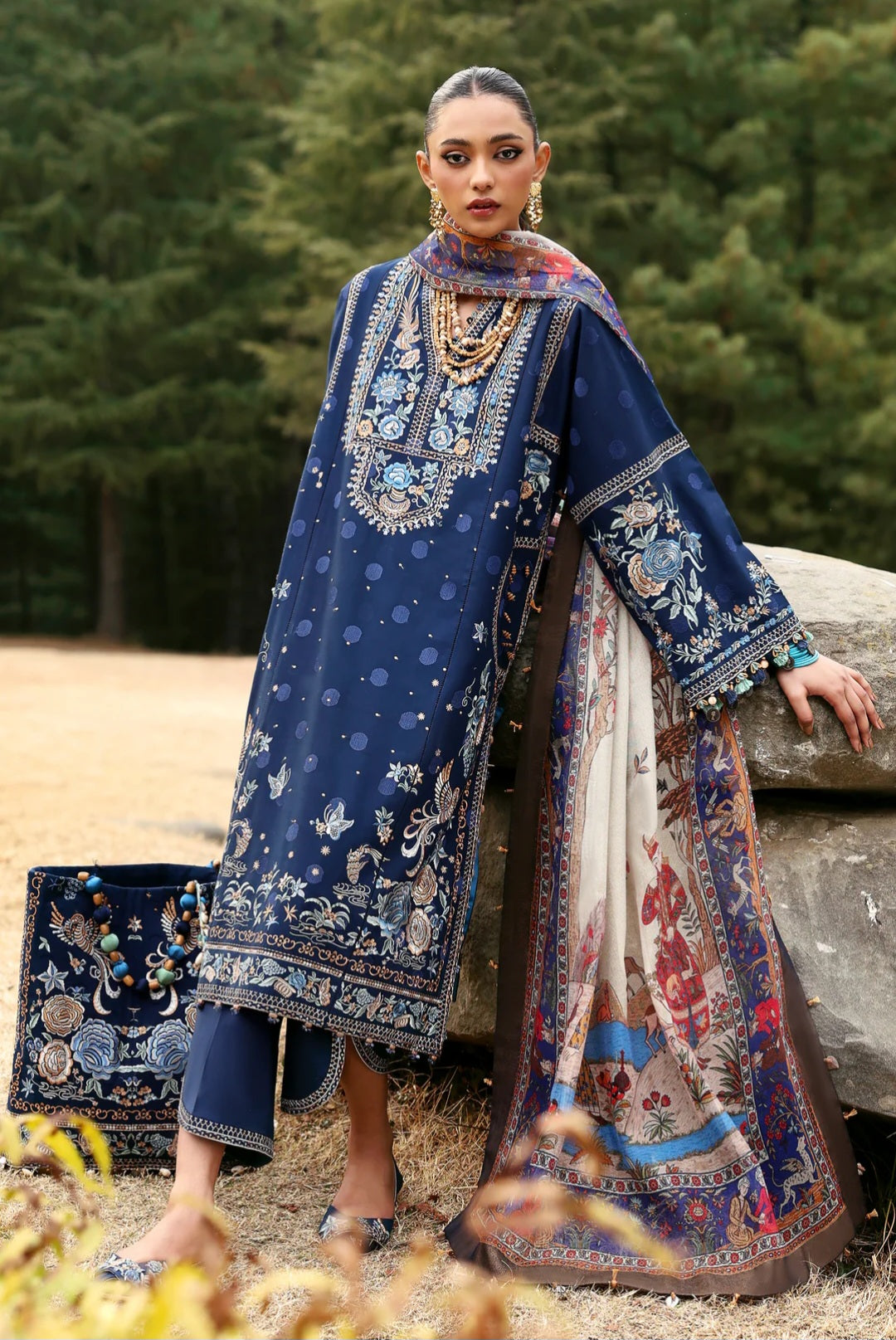 Zaha Luxury Lawn 2025 Hit Code 12-B