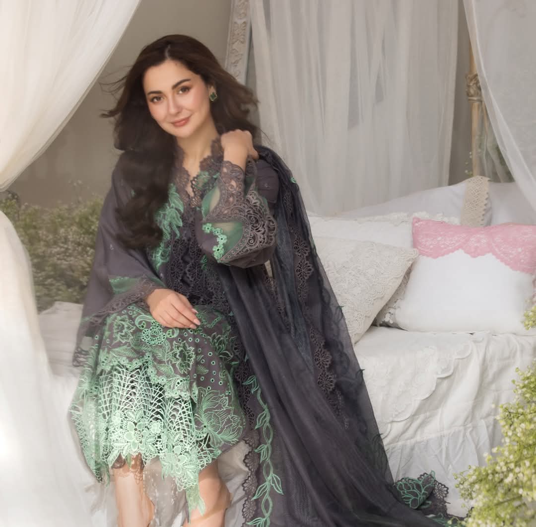 Sobia nazir Luxury Lawn 2025 Hit Code 3B Ele Grey