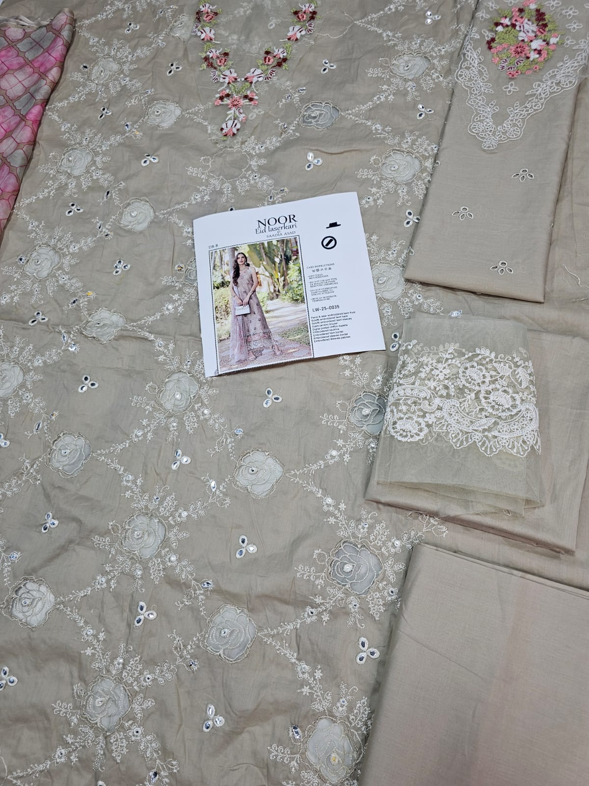 Noor by Sadia Luxury Lawn 2025 Hit Code D8