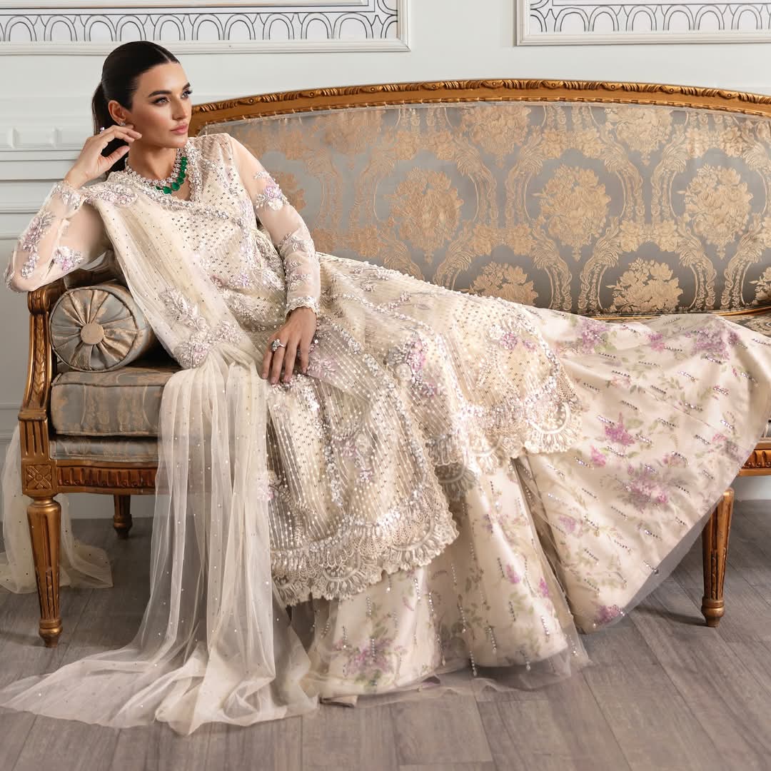 Crimson Luxury Wedding Edition X Saira Shakira