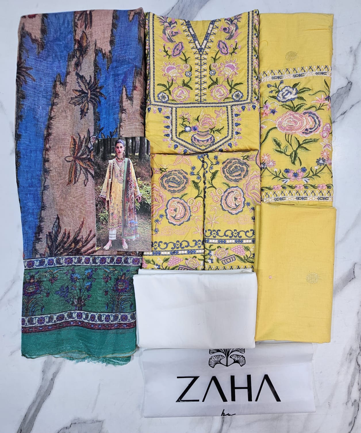 Zaha Luxury Lawn 2025 Hit Code 12-A