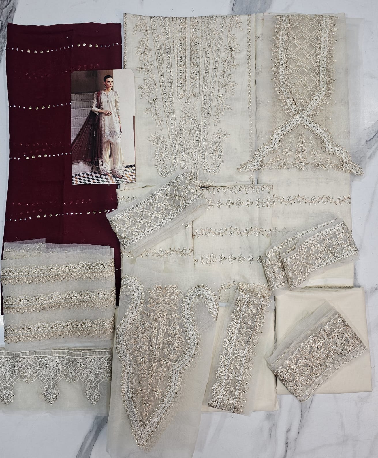 MariaB Luxury Lawn 2025 Hit Code 11-B