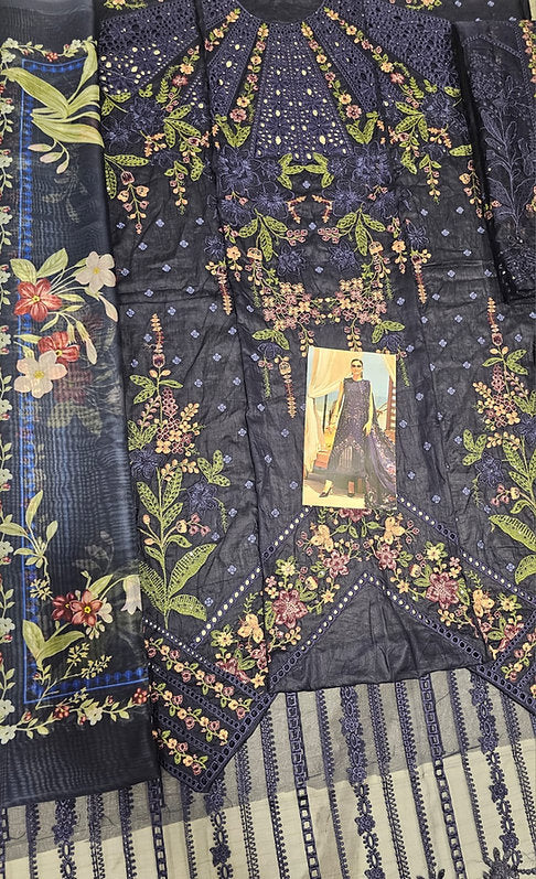 Mariab Eid ul azha Luxury Lawn Collection 2025 Hit Code D10