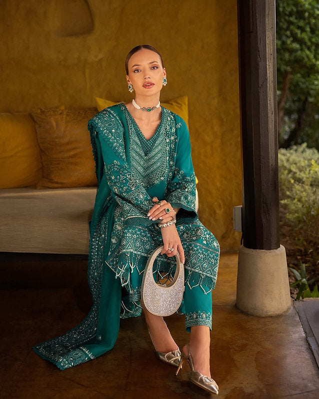 Faiza Saqlain Luxury Lawn 2025 Hit Code