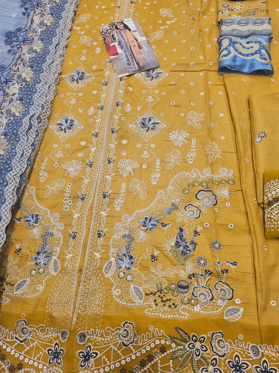 Qalamkar Luxury Lawn 2025 Hit Code 06 Mustard