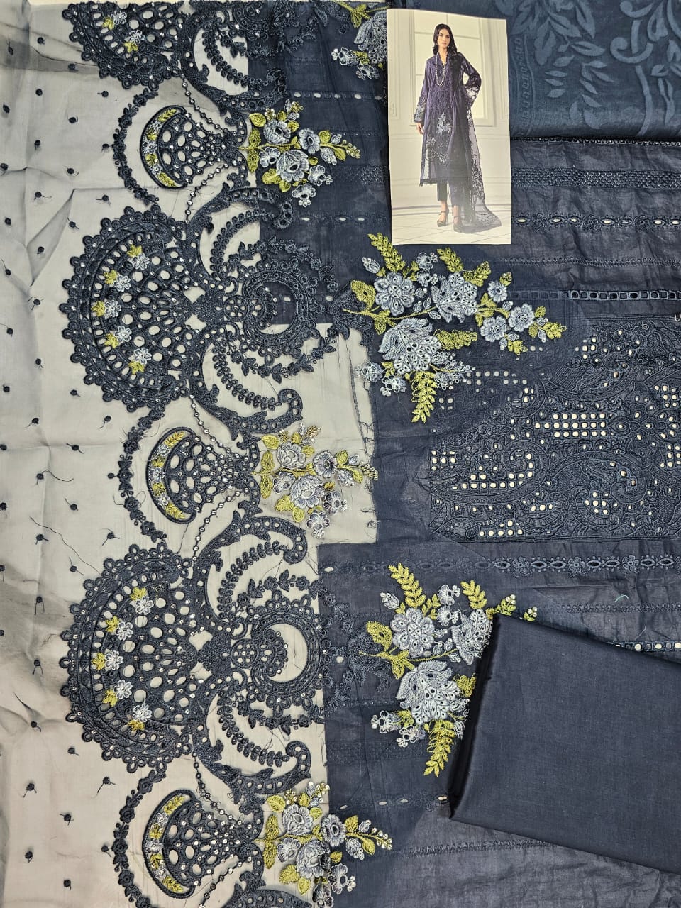 Mariab Luxury Lawn 2025 Hit Code 04-B Navy Blue