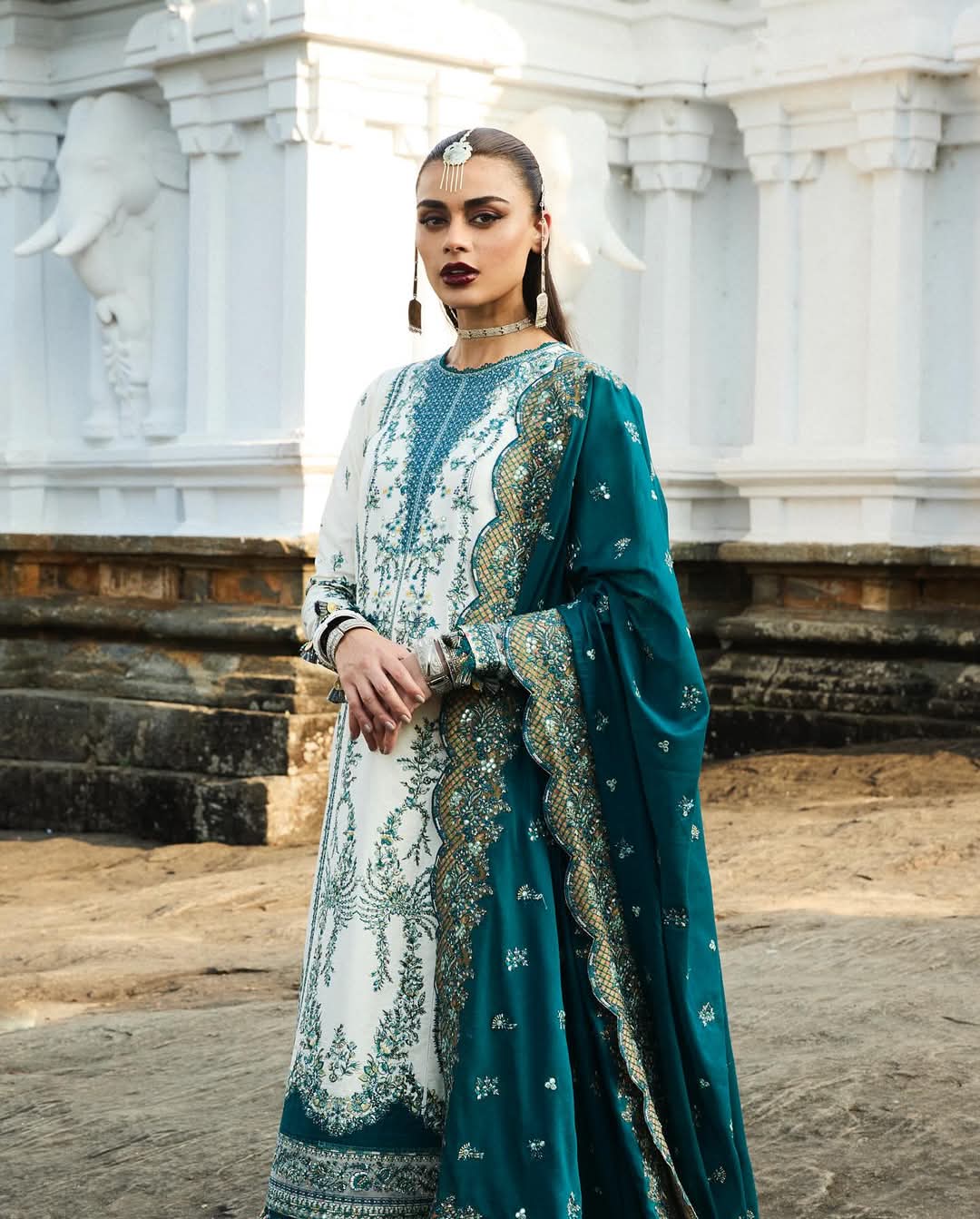 Hussain Rehar Luxury Lawn 2025 Hit Code Veil