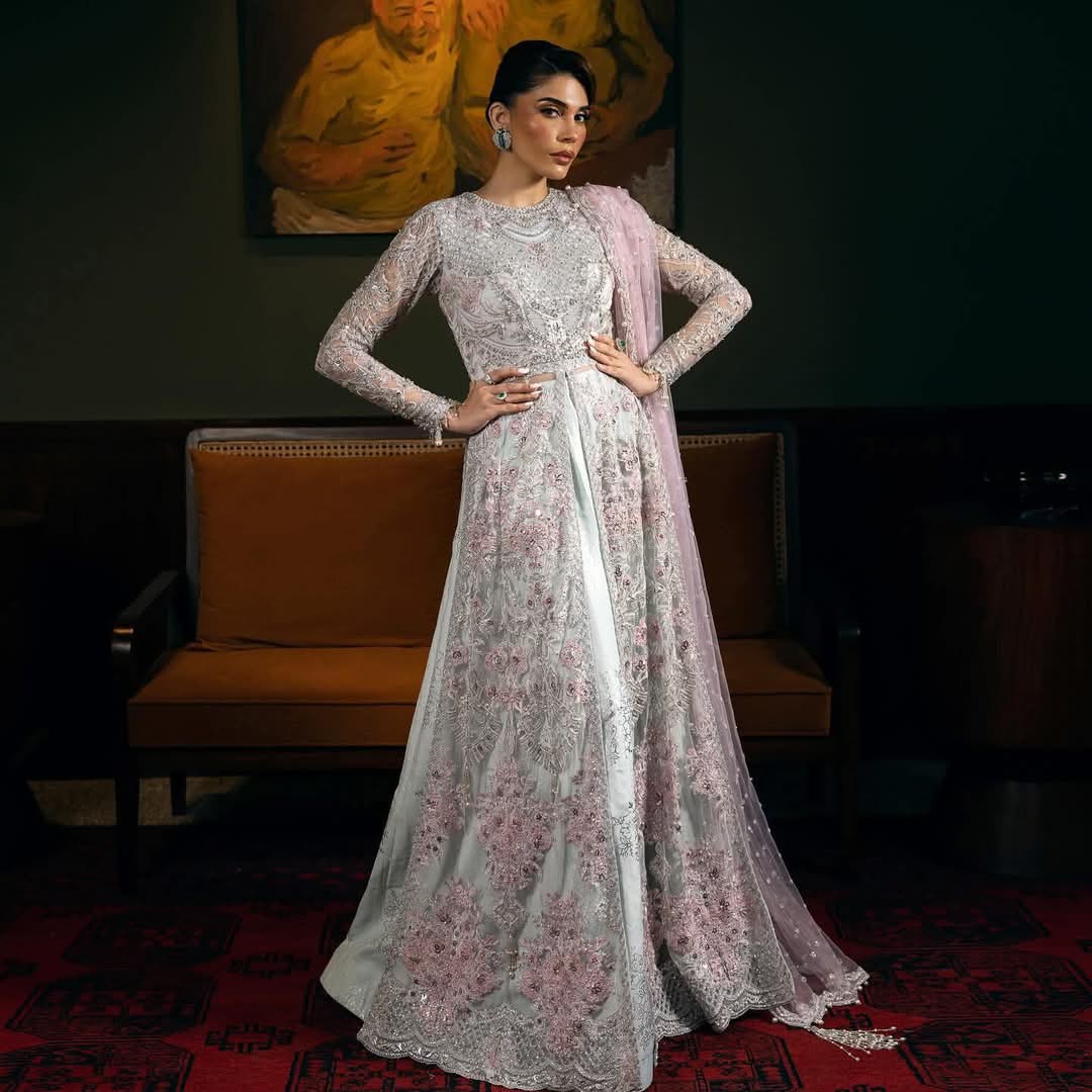 Saira Rizwan Luxury Wedding Edition Hit Code