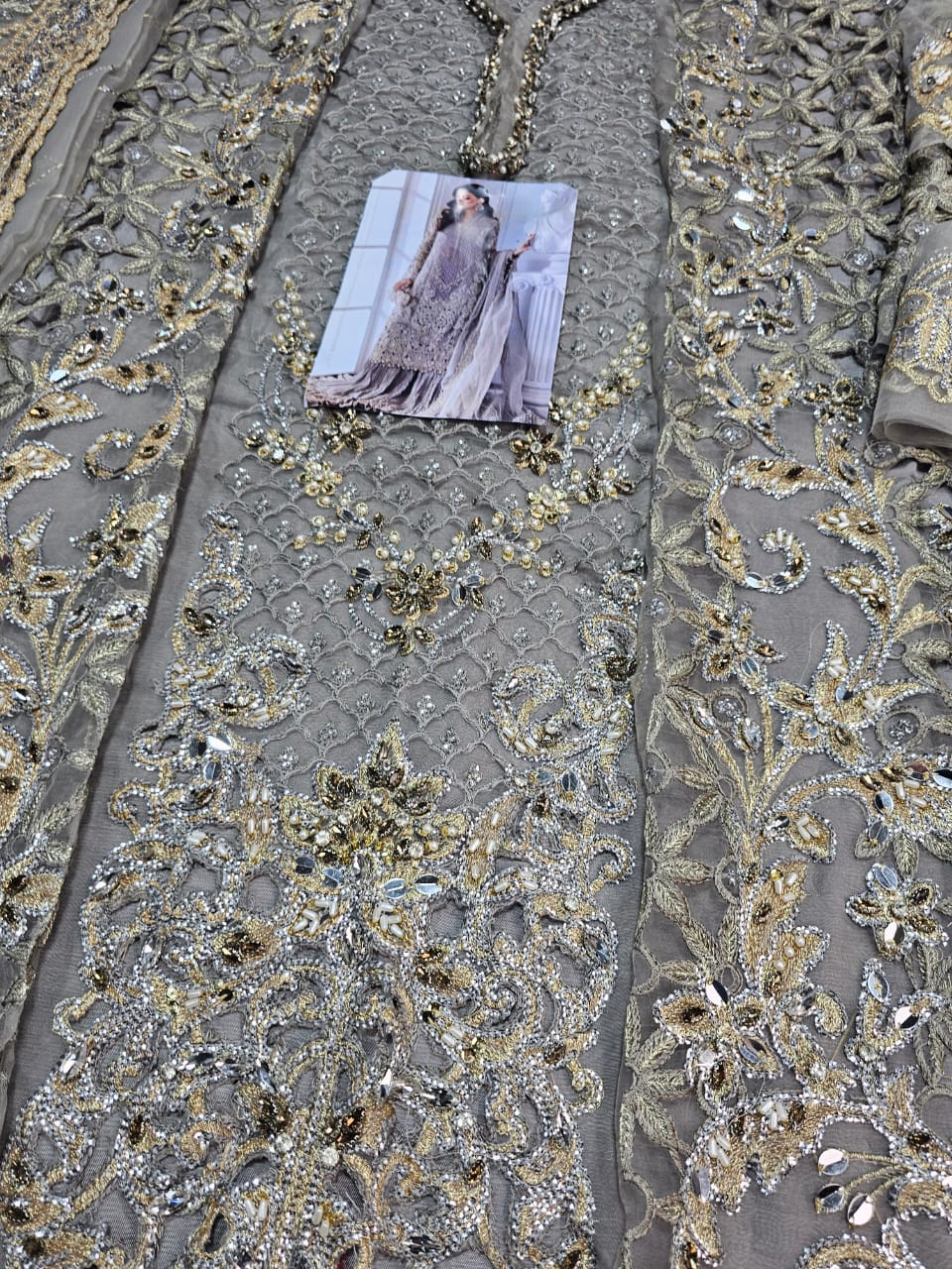 Mariab Luxury Party Wear Collection 2025 Hit Code D6