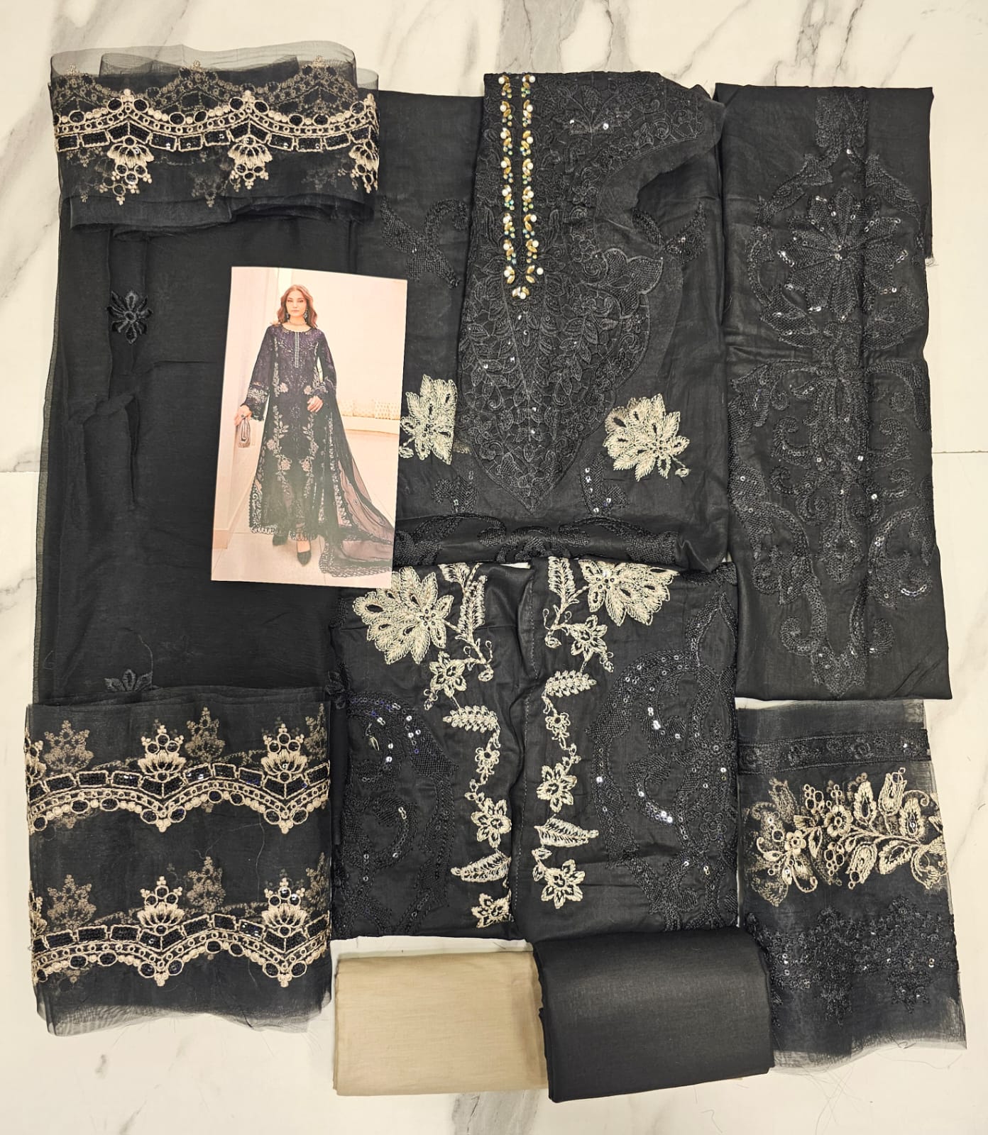 Mariab Luxury Eid ul azha Hit Code D3