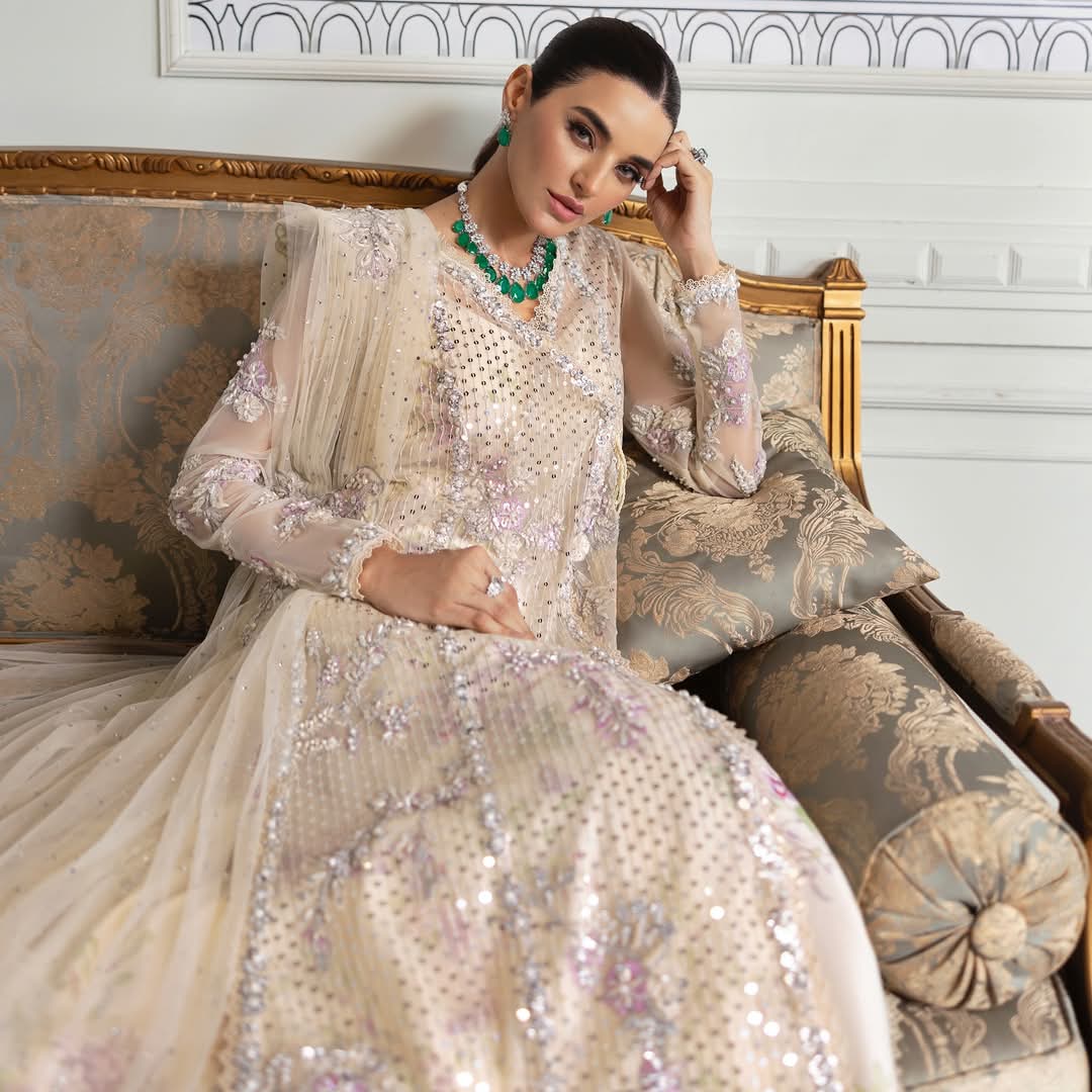 Crimson Luxury Wedding Edition X Saira Shakira