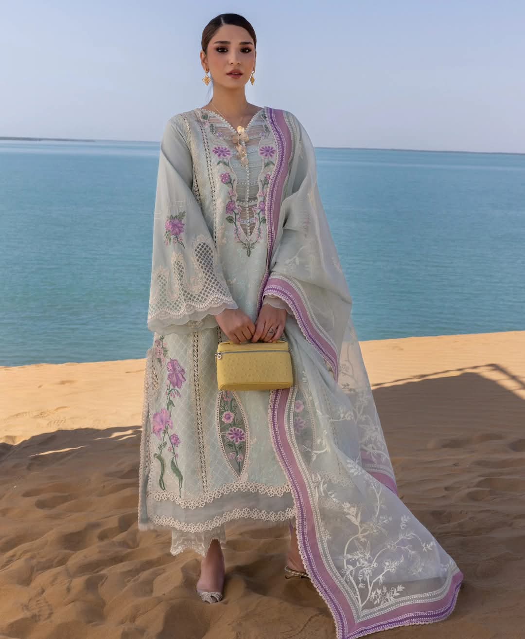 Crimson Luxury lawn 2025 Hit Code 2A