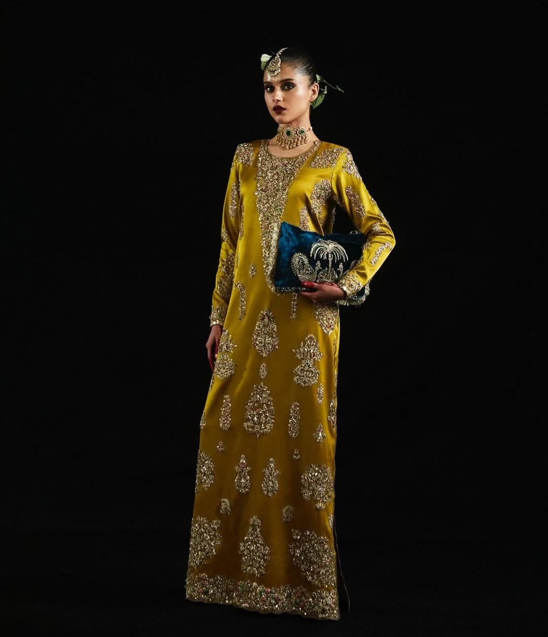 Hussain Rehar Luxury Bridal Couture Hit Code Sandali