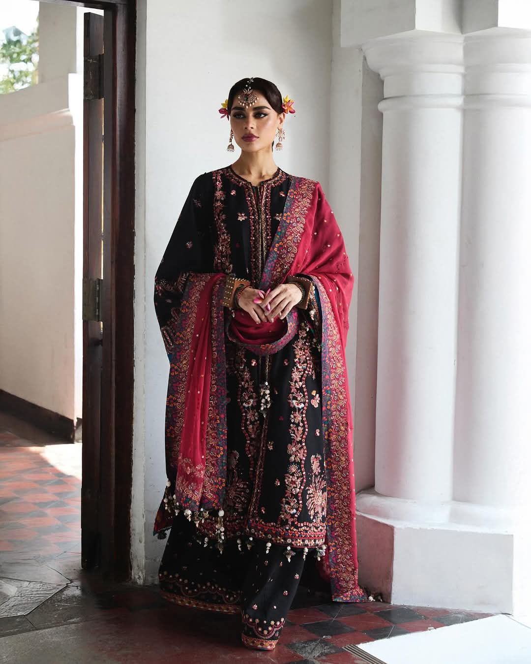 Hussain Rehar Luxury Lawn 2025 Hit Code Bliz