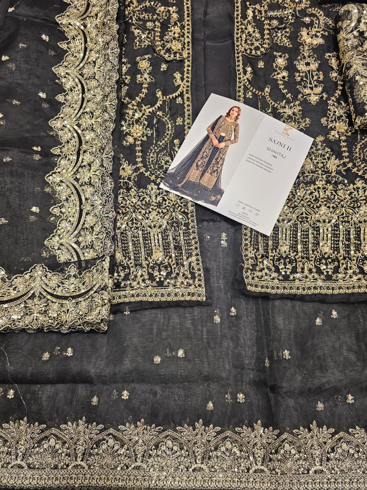 Kanwal Malik  Bridal Luxury Eid ul azha Hit Code Shahtaj