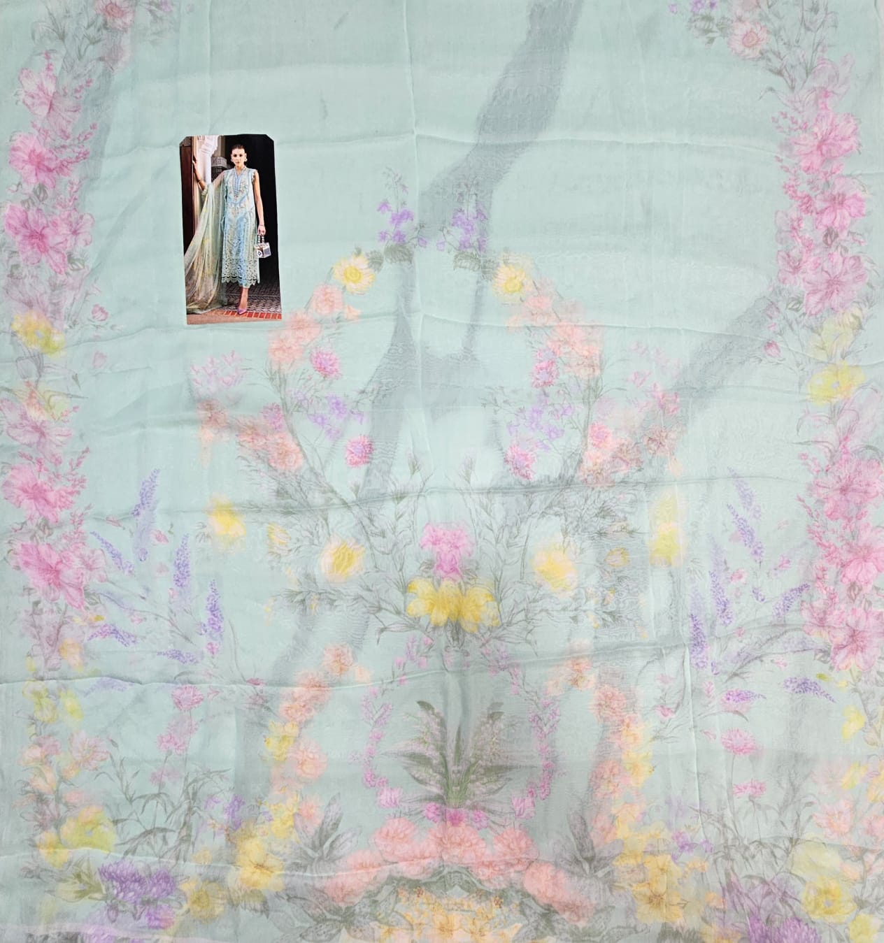 MariaB Luxury Lawn Collection 2025 Hit Code 14A
