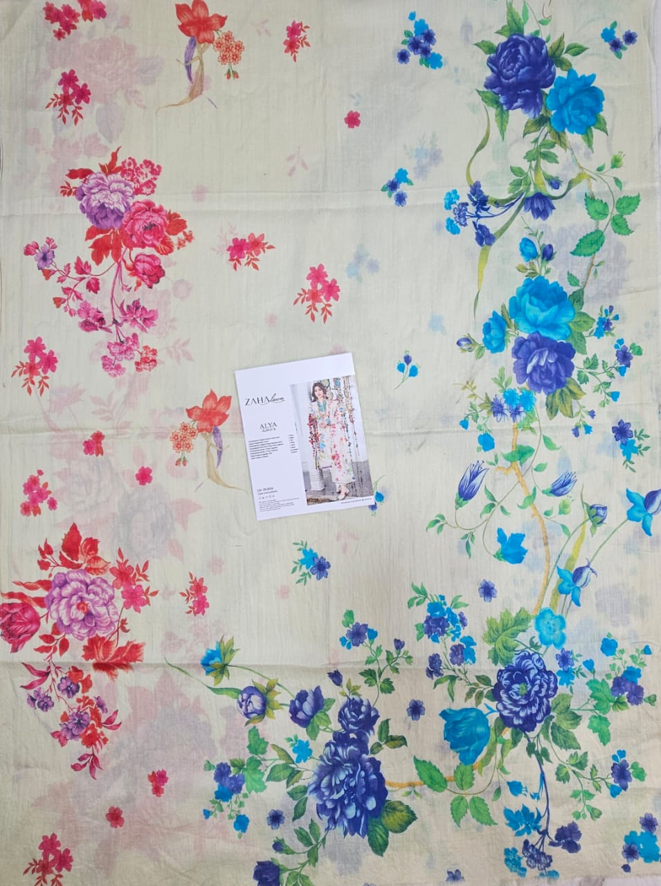Zaha Luxury Lawn 2025 Hit Code 7B Multi Caremal  Chikenkari