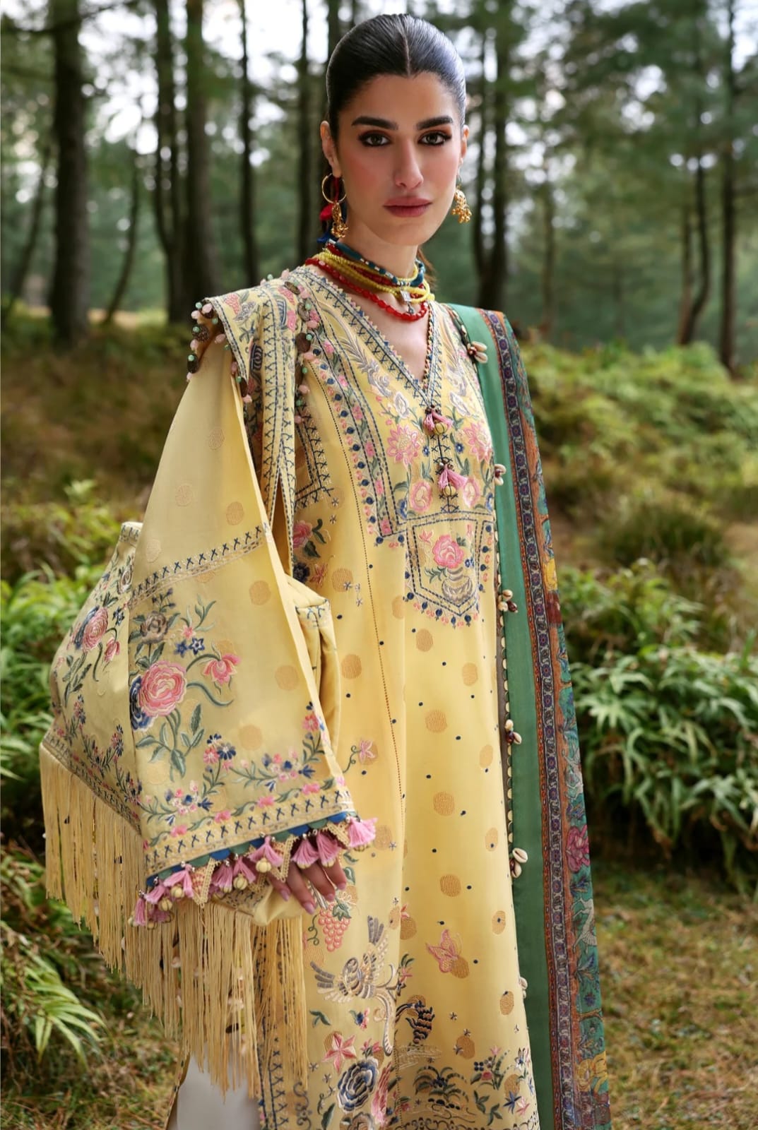Zaha Luxury Lawn 2025 Hit Code 12-A