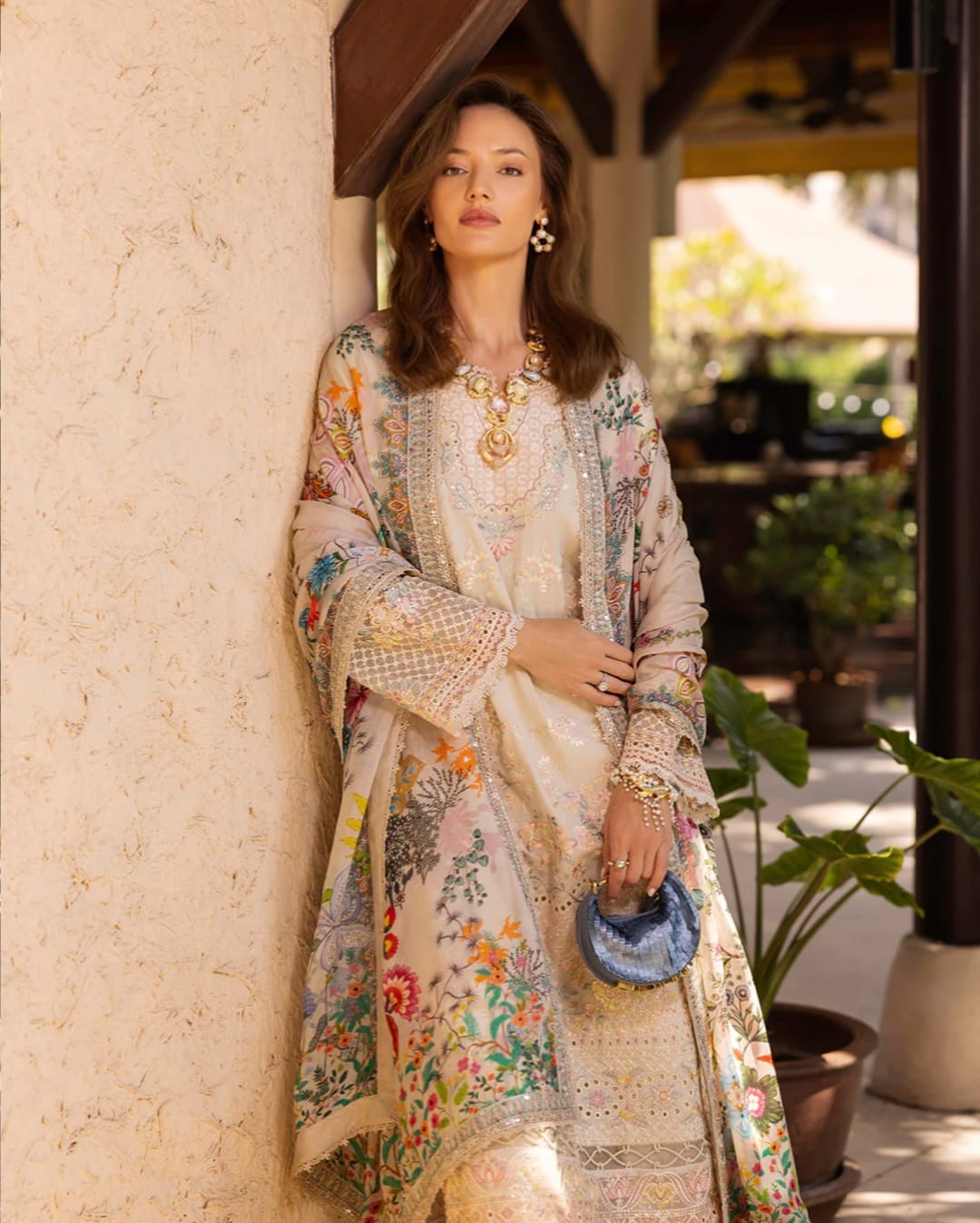 Faiza saqlain Luxury Lawn 2025 Hit Code