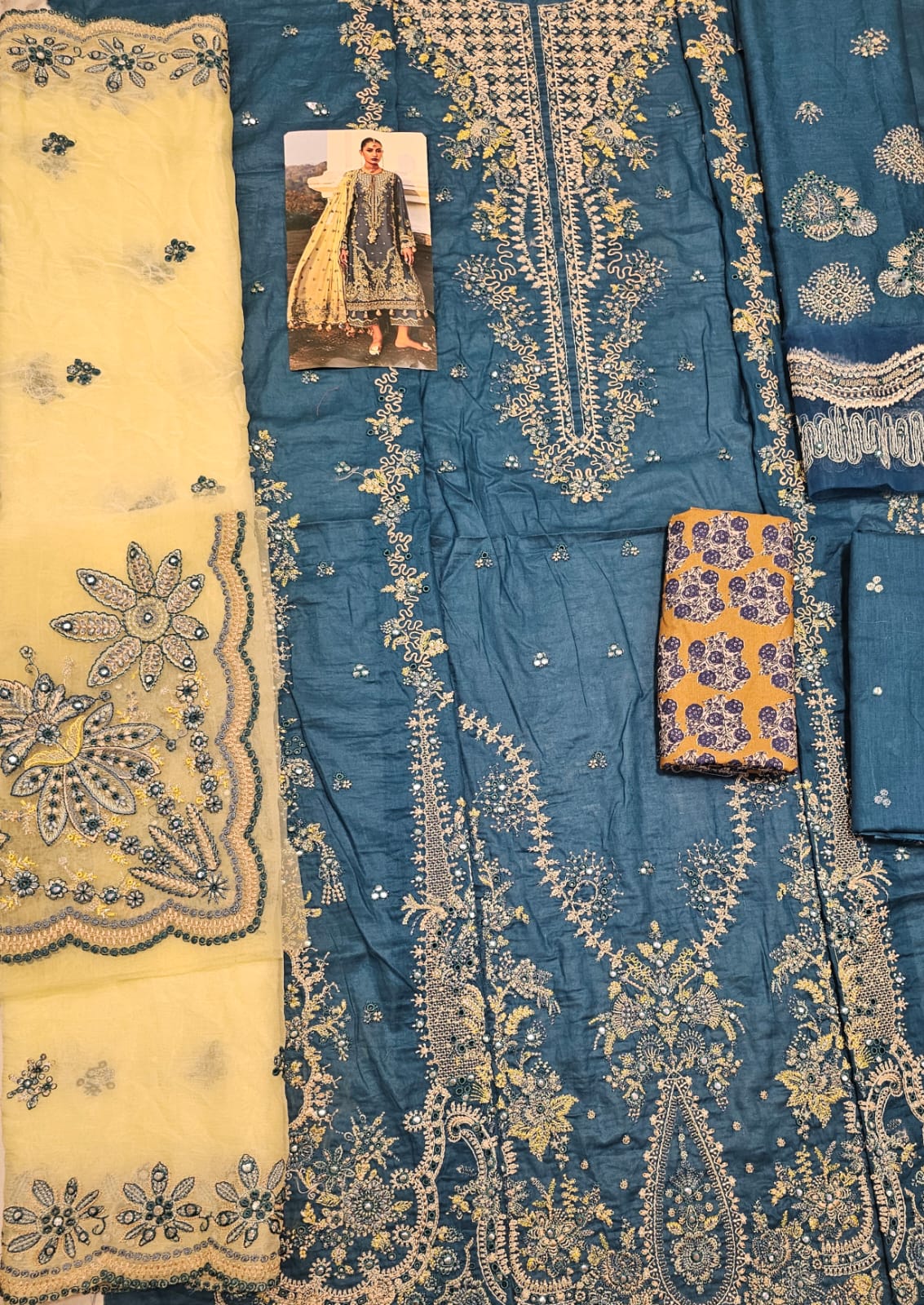 Hussain Rehar Luxury Lawn 2025 Hit Code Eupic