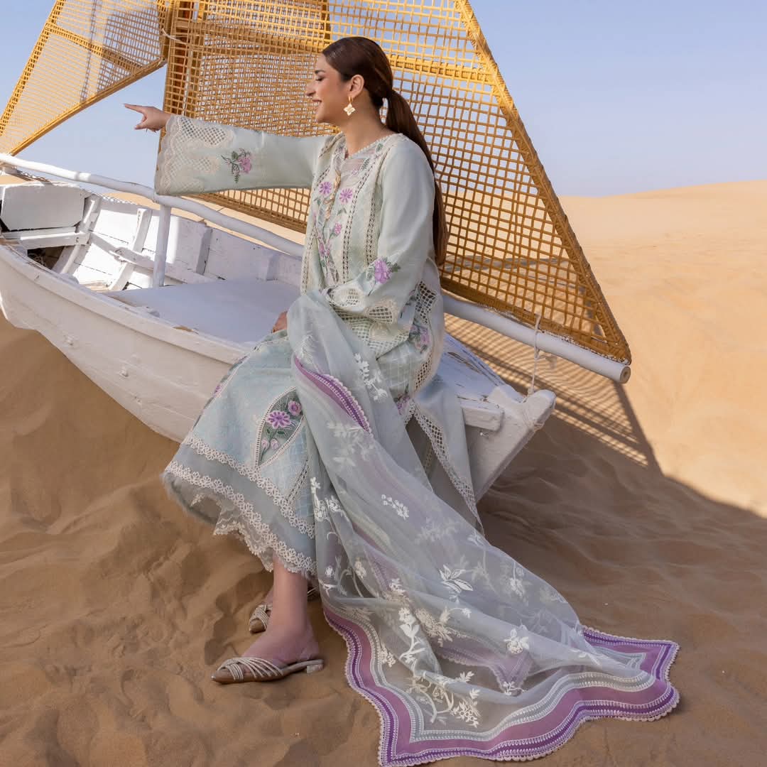 Crimson Luxury lawn 2025 Hit Code 2A