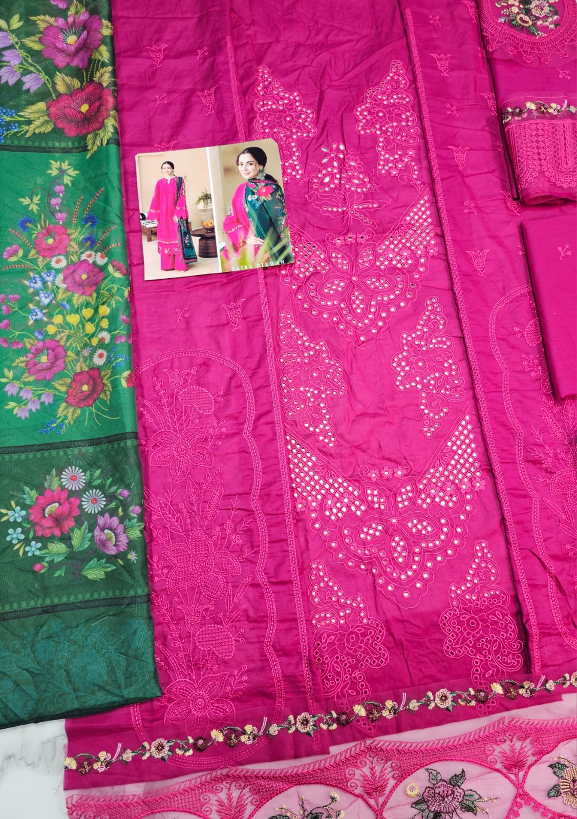 Saira Rizwan Luxury Lawn 2025 Hit Code 6A Shoking
