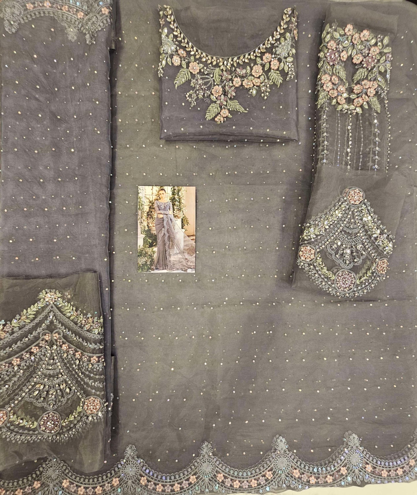 Mariab Luxury Wedding Edition Hit Code Saree D-2