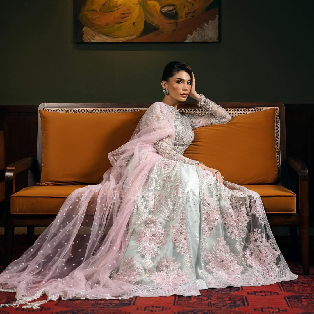 Saira Rizwan Luxury Wedding Edition Hit Code