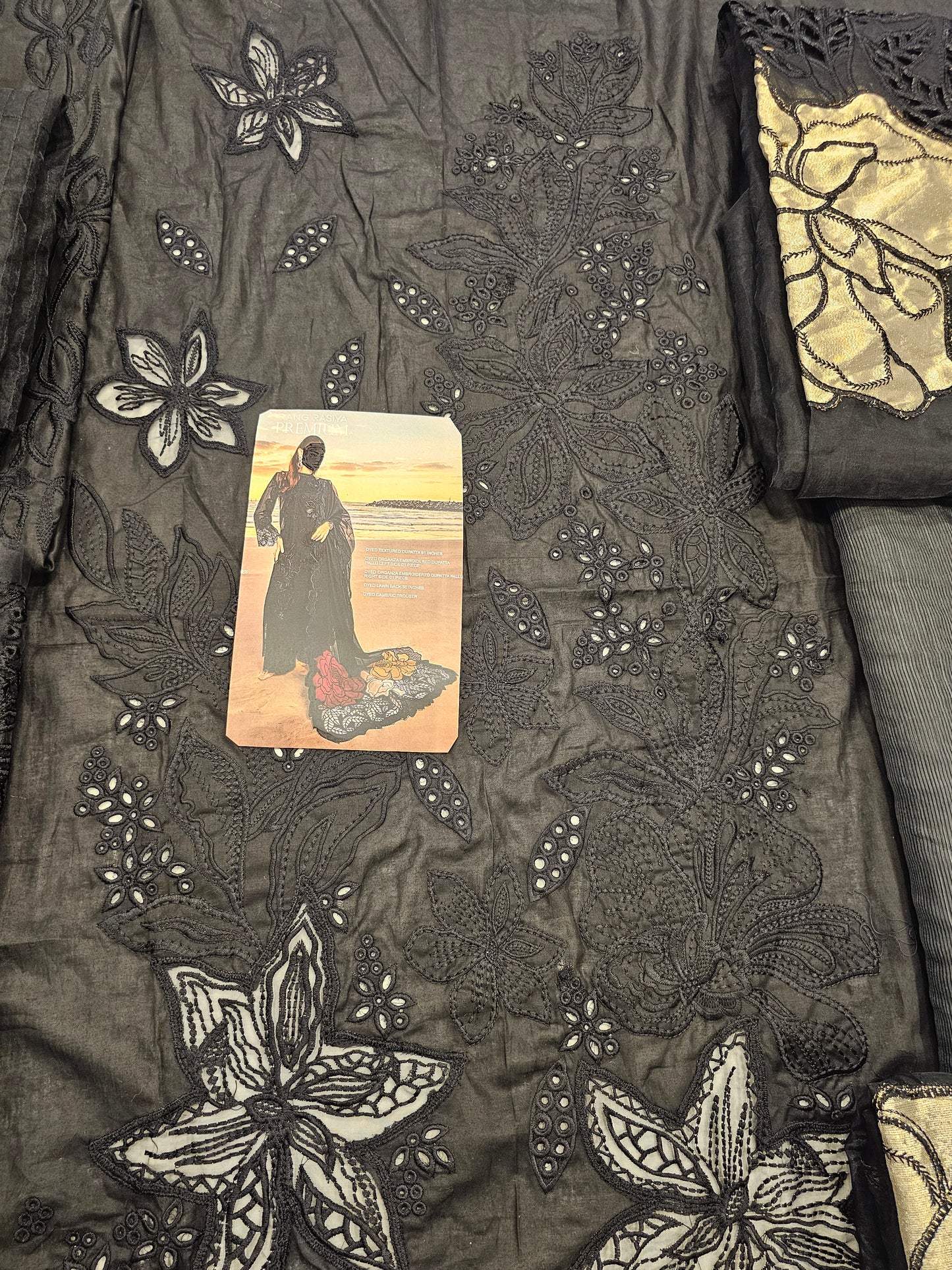 Rungrasia Premium Luxury Lawn 2025