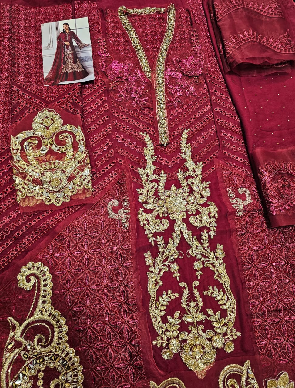 Mariab Luxury Chiffon Collection 2025 Hit Code D3