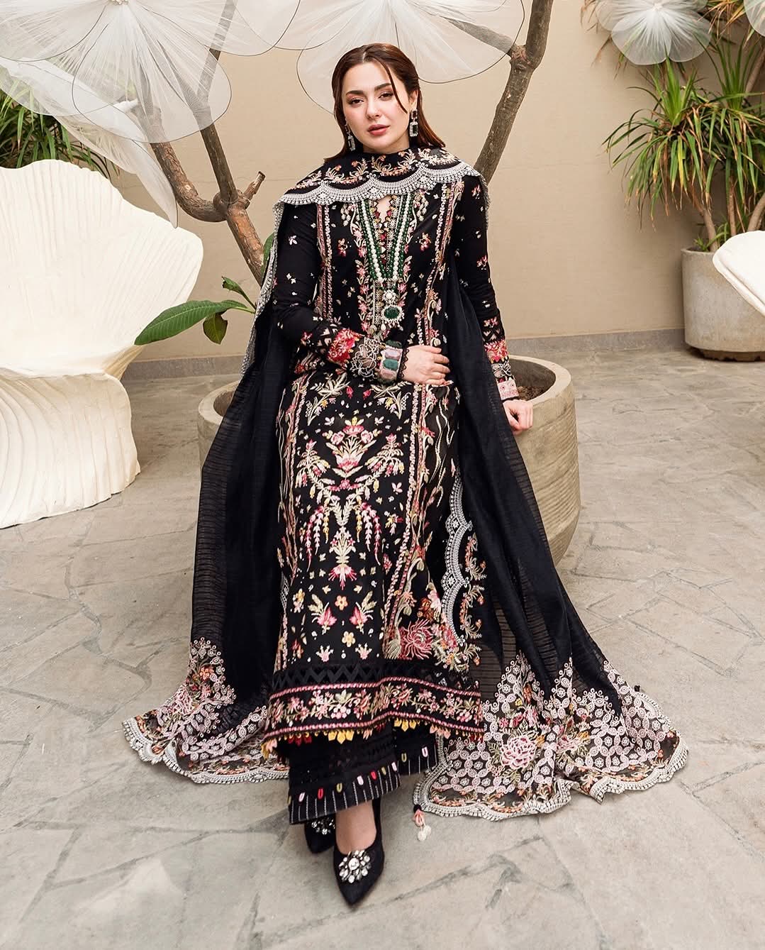 Qalamqar Luxury lawn 2025 Hit Code Hannah