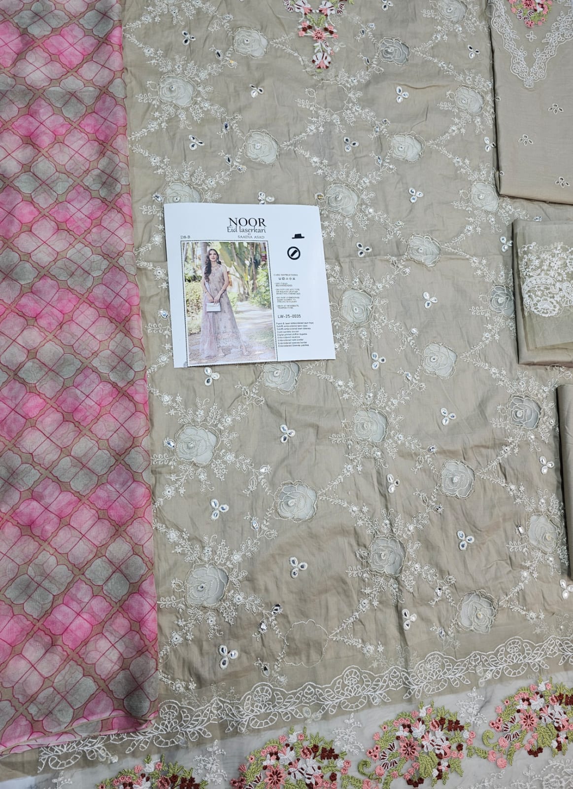 Noor by Sadia Luxury Lawn 2025 Hit Code D8