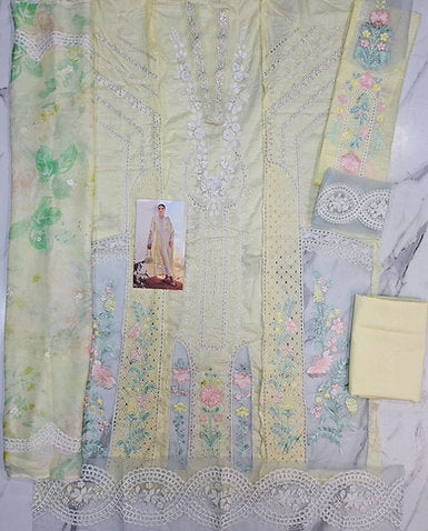 Mariab Luxury Lawn 2025 Eid ul Azha Hit Code D4