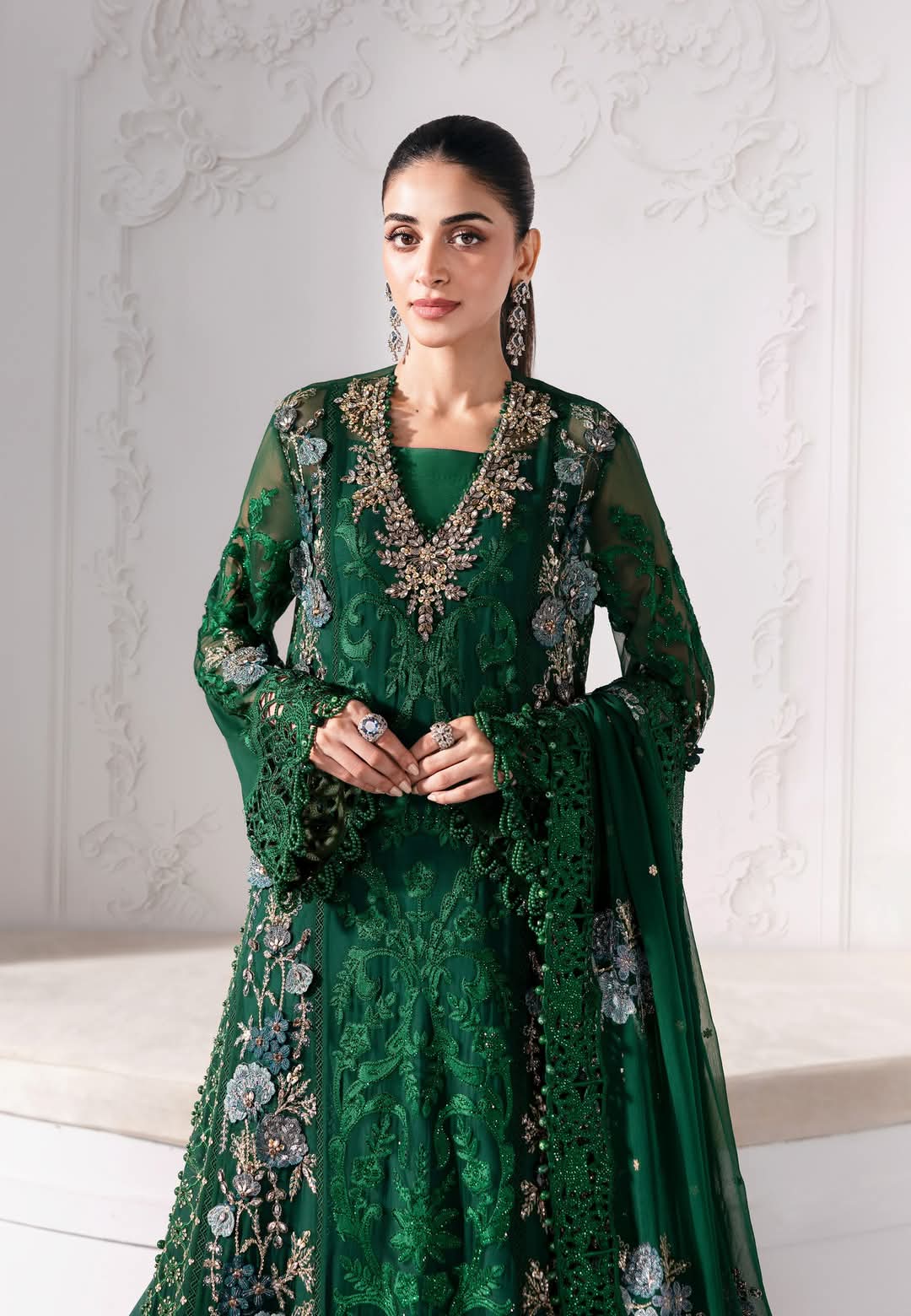 Mariab Luxury Chiffon Collection 2025 Hit Code D8