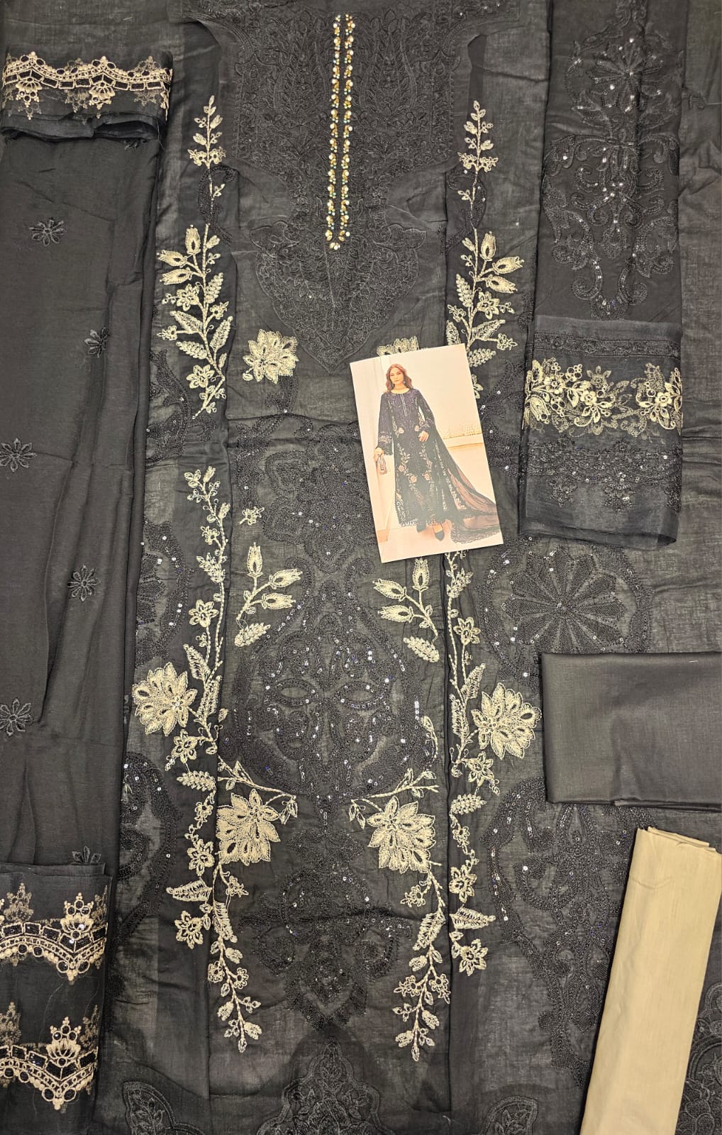 Mariab Luxury Eid ul azha Hit Code D3