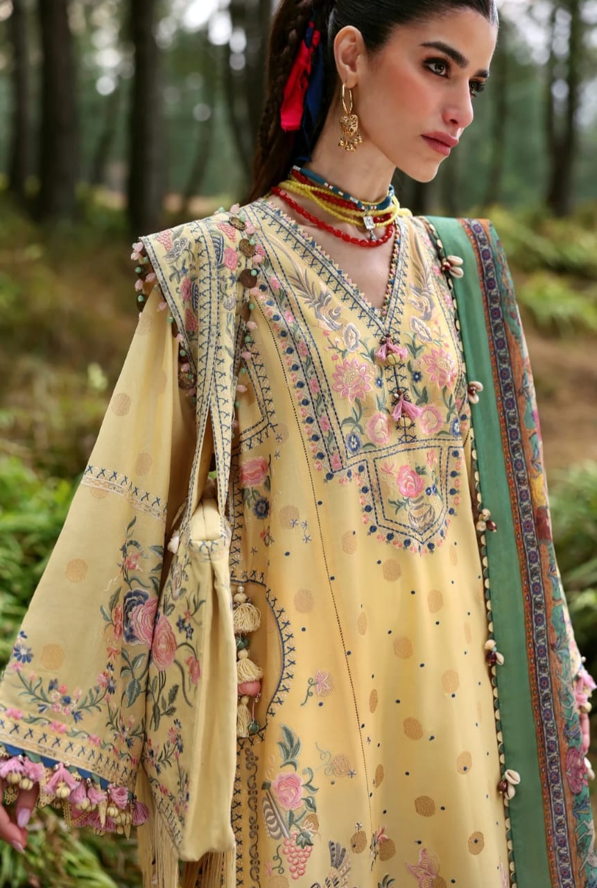 Zaha Luxury Lawn 2025 Hit Code 12-A