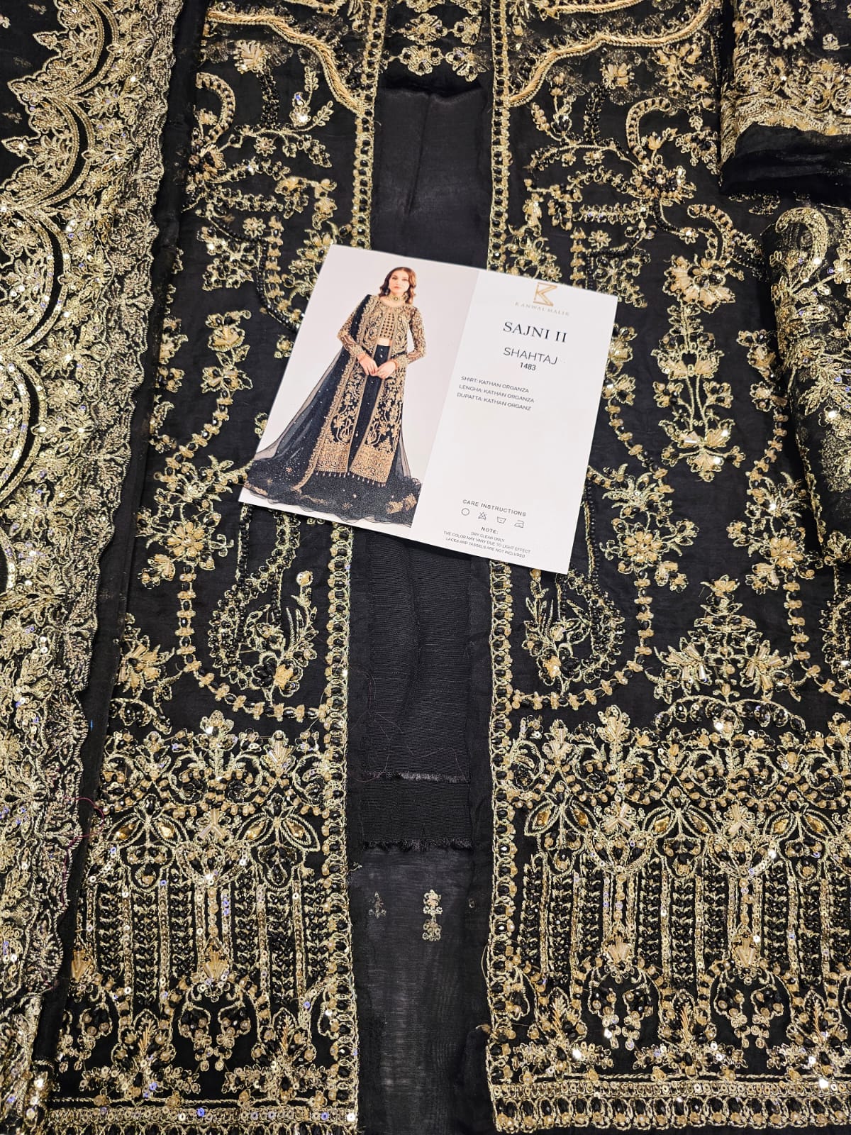 Kanwal Malik  Bridal Luxury Eid ul azha Hit Code Shahtaj