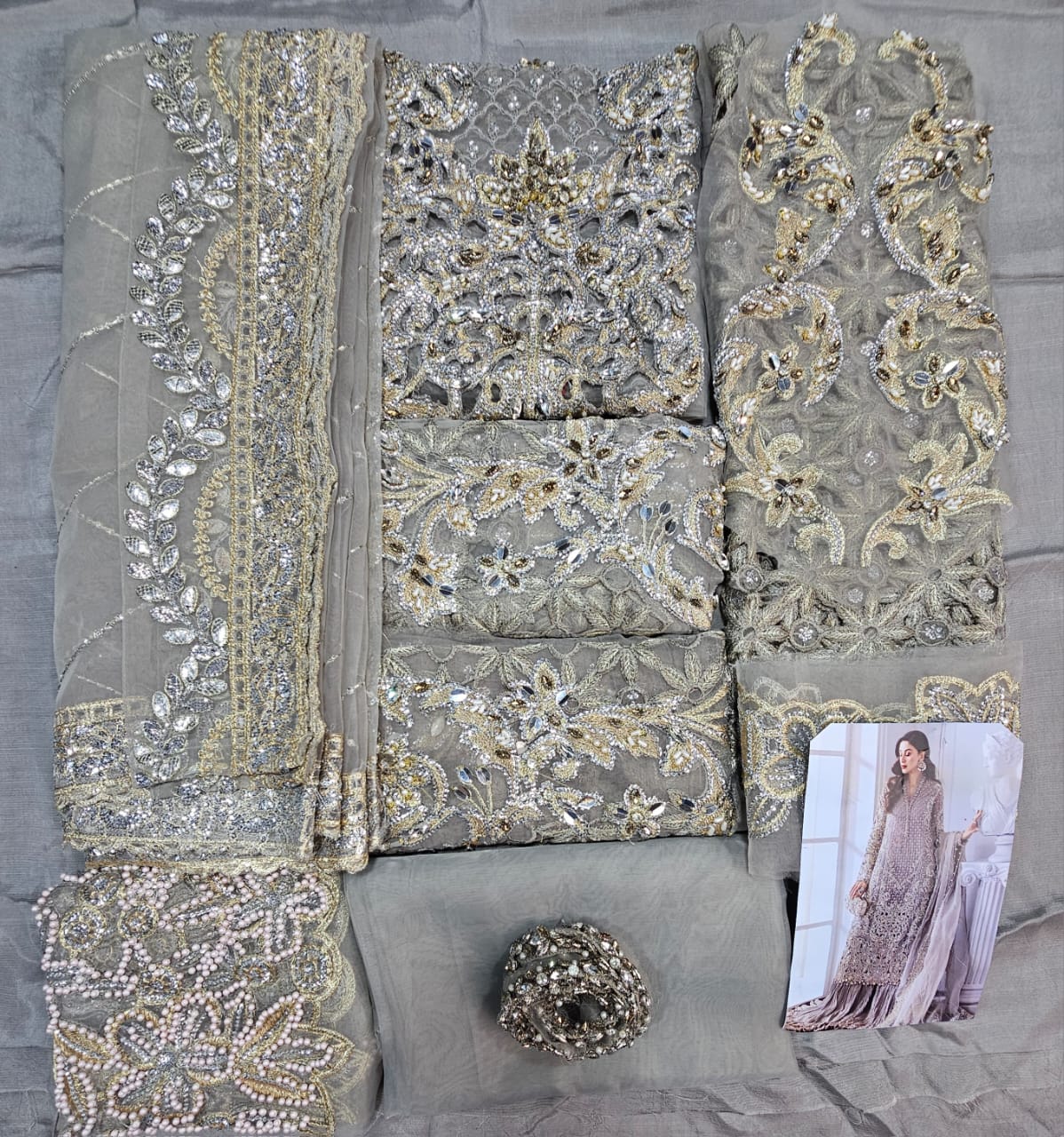 Mariab Luxury Party Wear Collection 2025 Hit Code D6